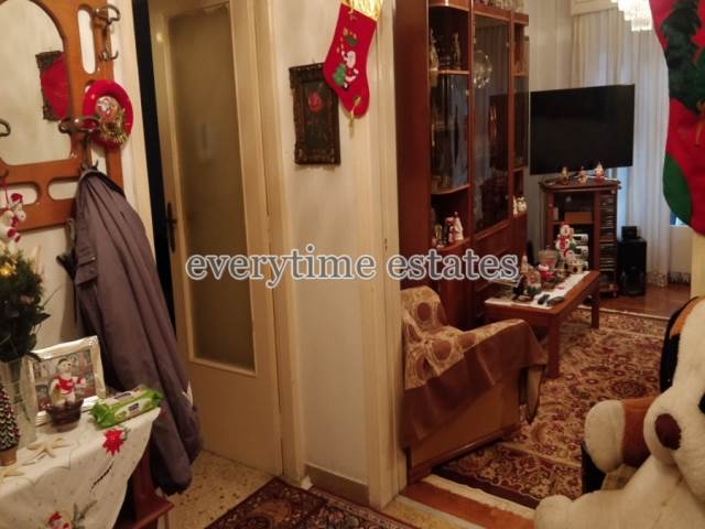 (For Sale) Residential Apartment || Athens Center/Athens - 71 Sq.m, 2 Bedrooms, 75.000€ 